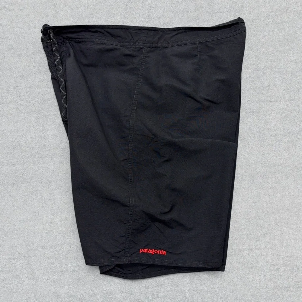 Patagonia Wavefarer Board Shorts Men's 34 Black Drawstring Linerless Surf Swim
